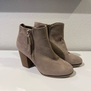 Beige Ankle Booties with Metal Zipper Tassle